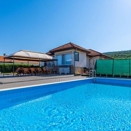 Geranium Holliday Villas Obrochishte Exterior foto