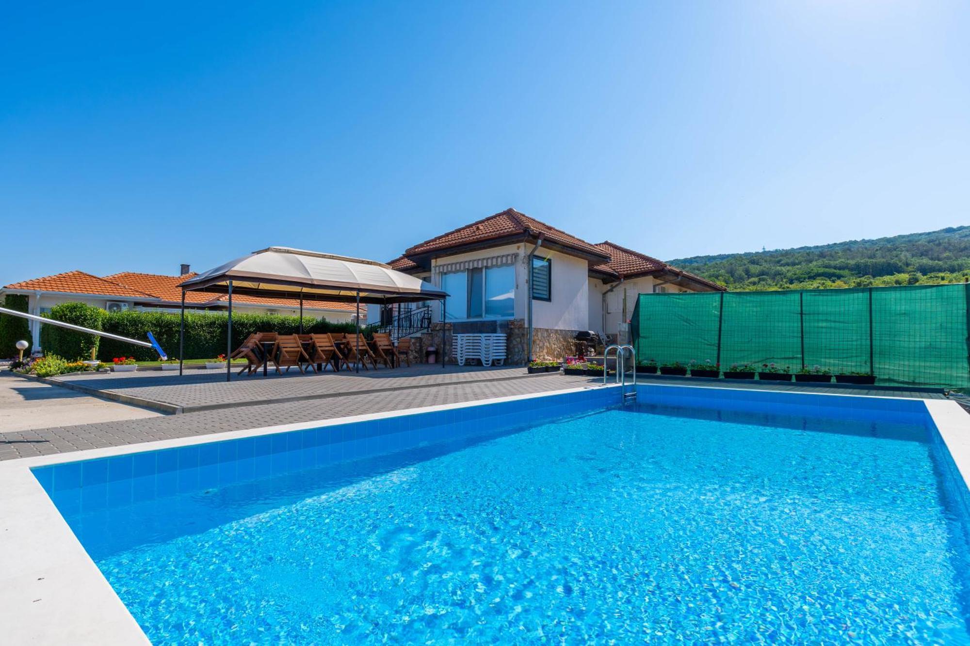 Geranium Holliday Villas Obrochishte Exterior foto